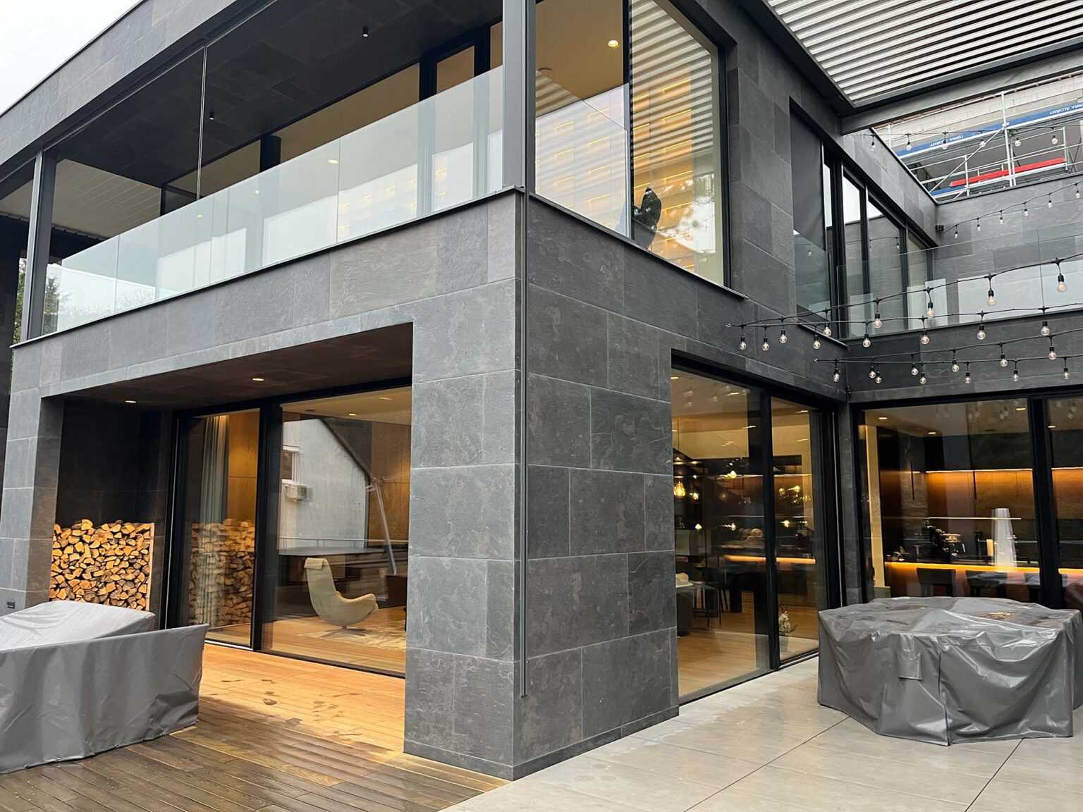 Slate Design homlokzat vekony koburkolat 1536x1152